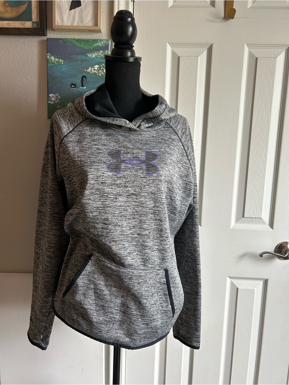 Under Armour grey purple static pullover kangaroo hoodie